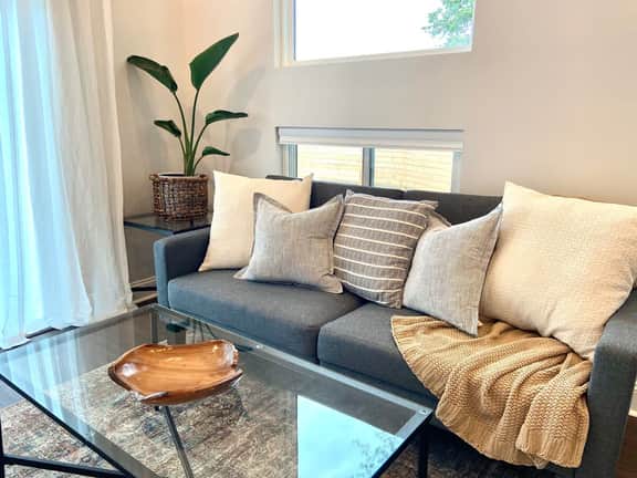 Modern guesthouse in downtown TR